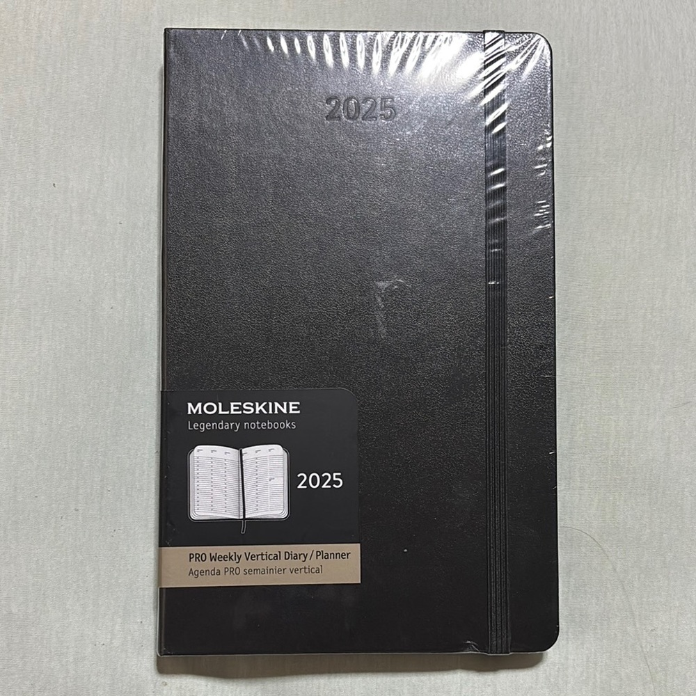 Moleskine 2025 Black Vertical Diary